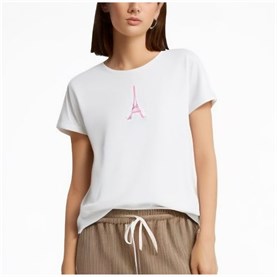 Mujer camiseta blanca con Torre Eiffel.